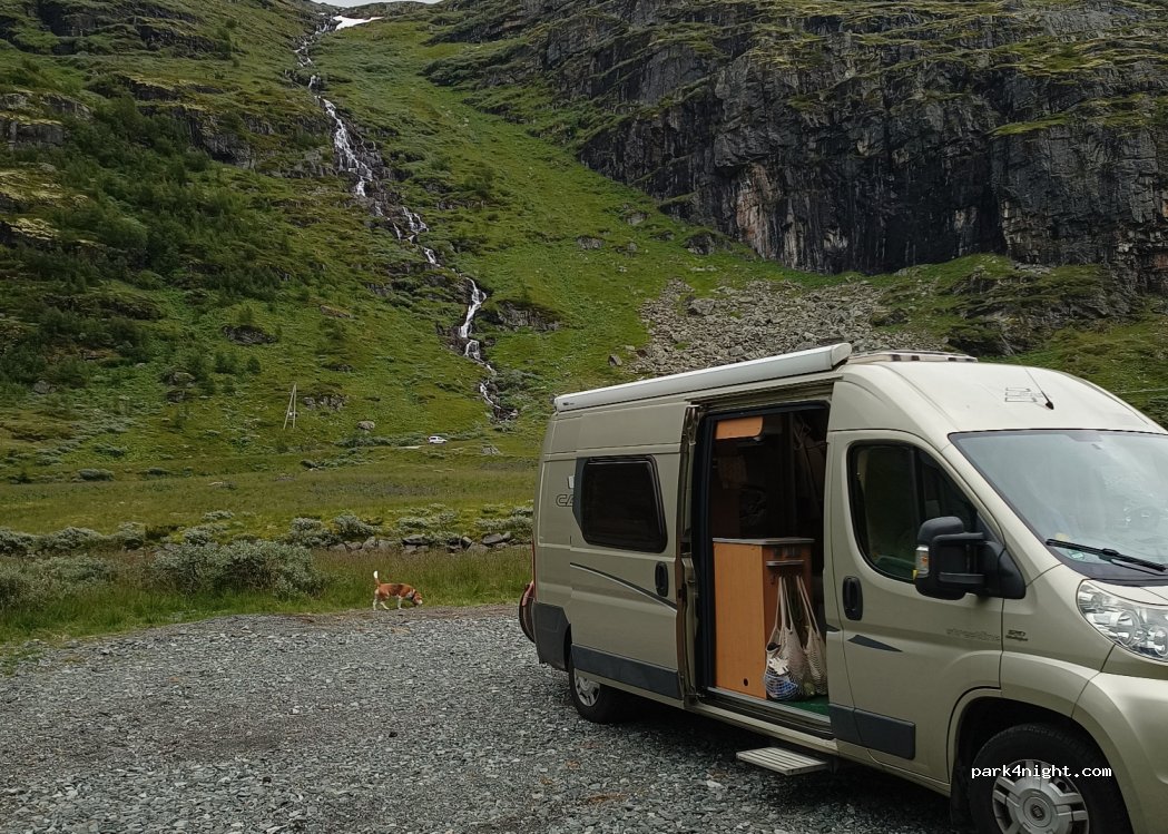 (5745) Aurland - Unnamed Road — foto