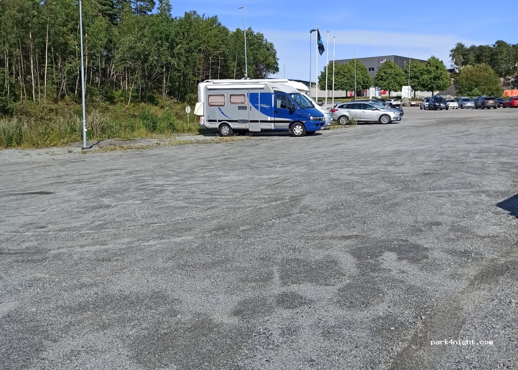(4879) Grimstad - 4 Østerskogen — foto