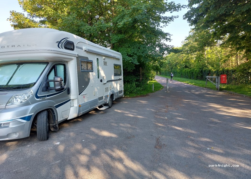 (CF42 6PN) Treorchy - 64 Regent Street — foto