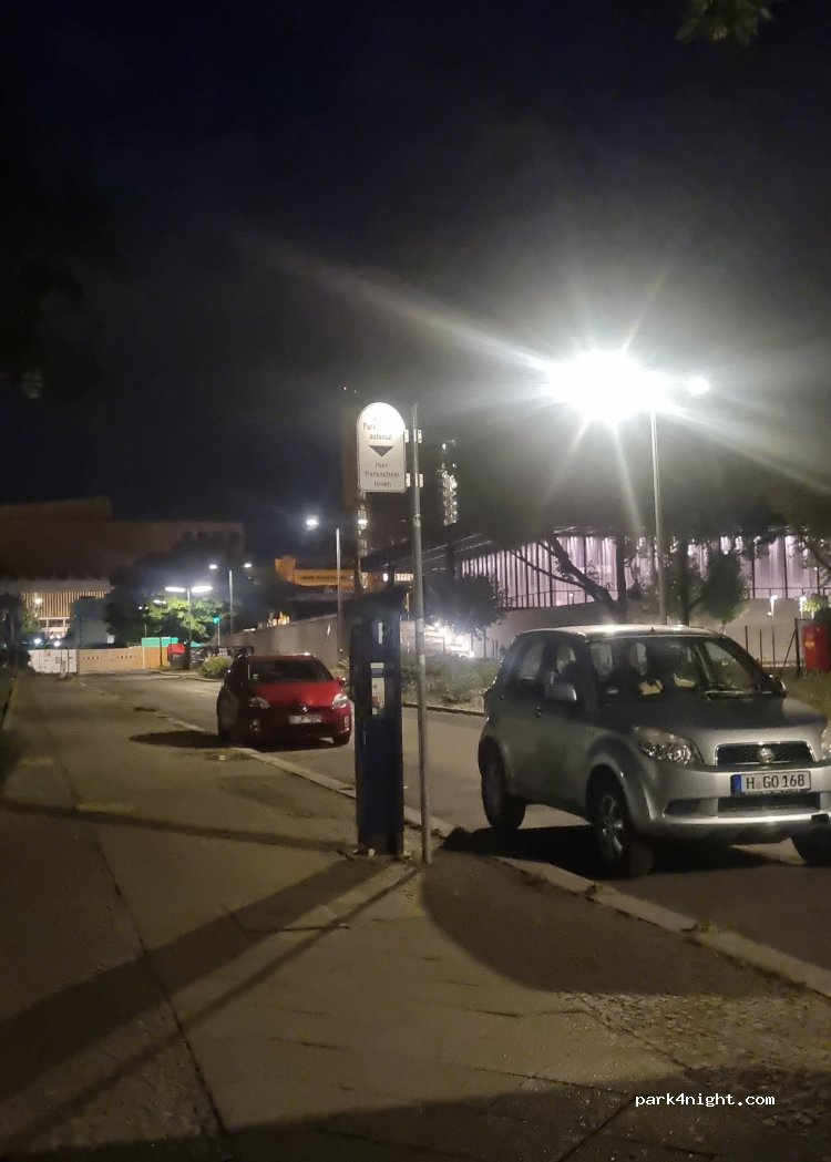 (10785) Berlin - 7 Matthäikirchplatz — foto