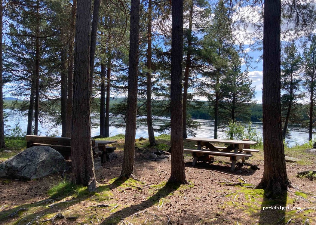 (846 96) Ljusnedal - — foto