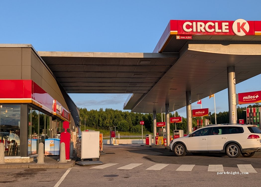 (452 94) Strömstad - 2 Bastekärrsvägen — foto 5