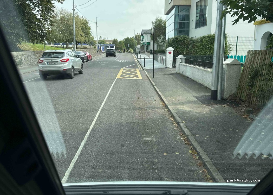 (V93 E0YK) Killarney - 16 New Road — foto