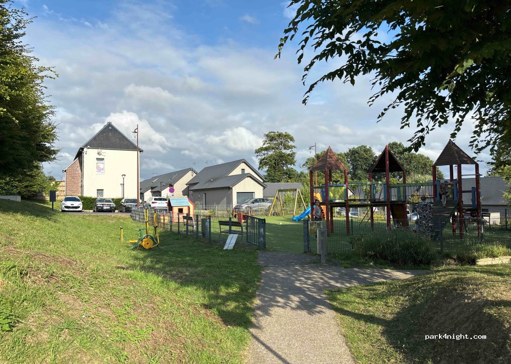 (76133) Manéglise - 3 Rue Pierre Normanville — foto