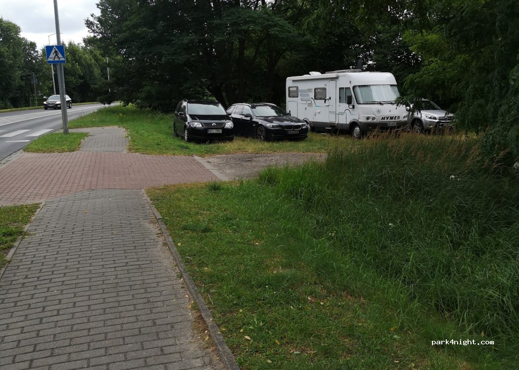 (72-500) Międzyzdroje - 56 Niepodległości — foto