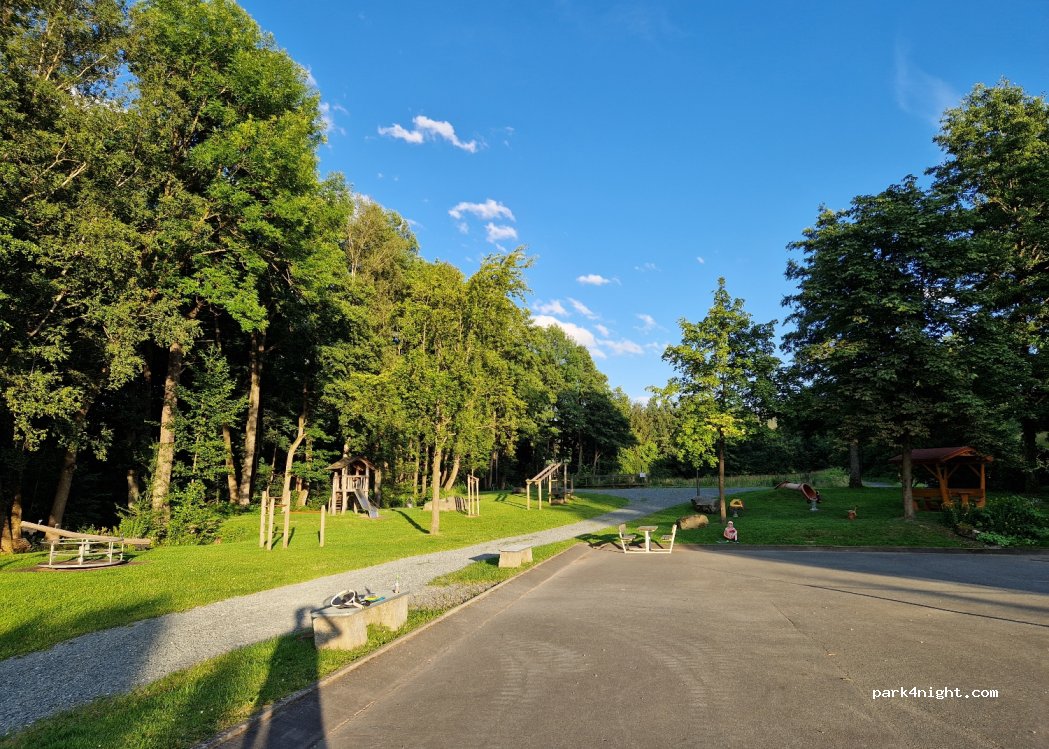 (95234) Sparneck - 9 Humbertstraße — foto 2