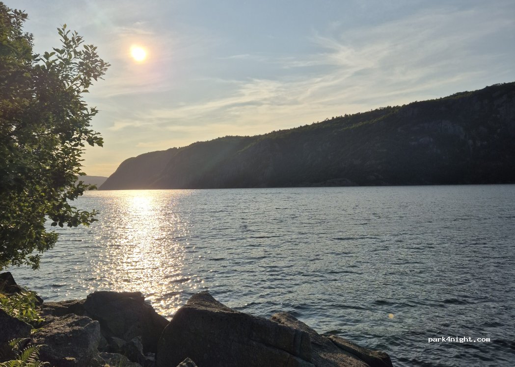 () Årnes - Unnamed Road — foto 3