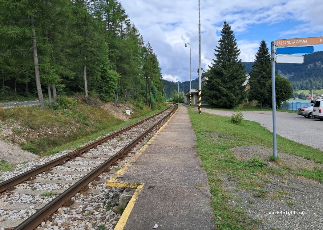 (049 73) Dedinky - Unnamed Road — foto 2