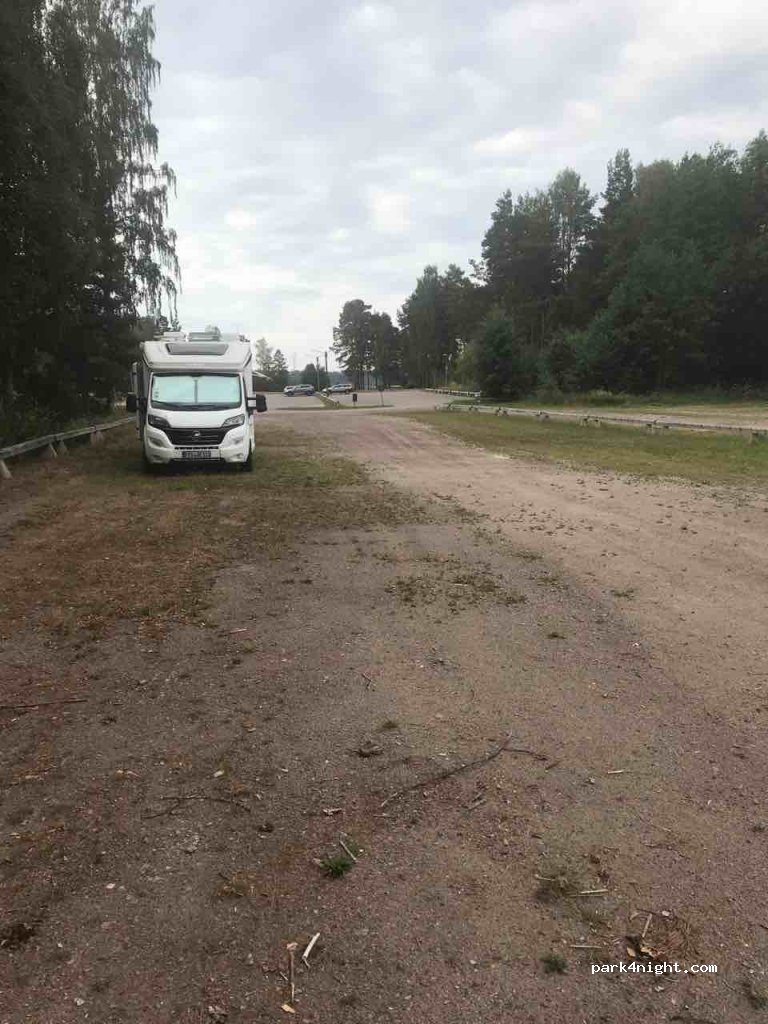 (663 42)  - 41 Kilenevägen — foto