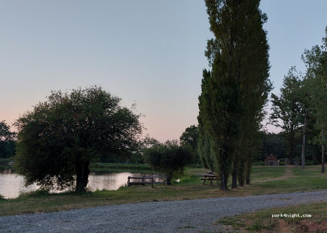 (86500) Plaisance - D12 — foto