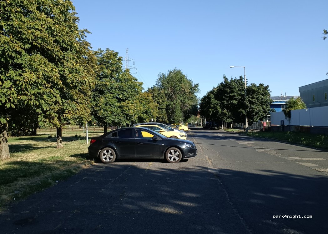 (1108) Budapest - 208 Harmat utca — foto 4