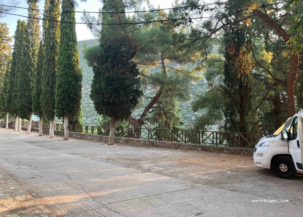 (331 00) Amfissa - 20 Simopoulou — foto 2
