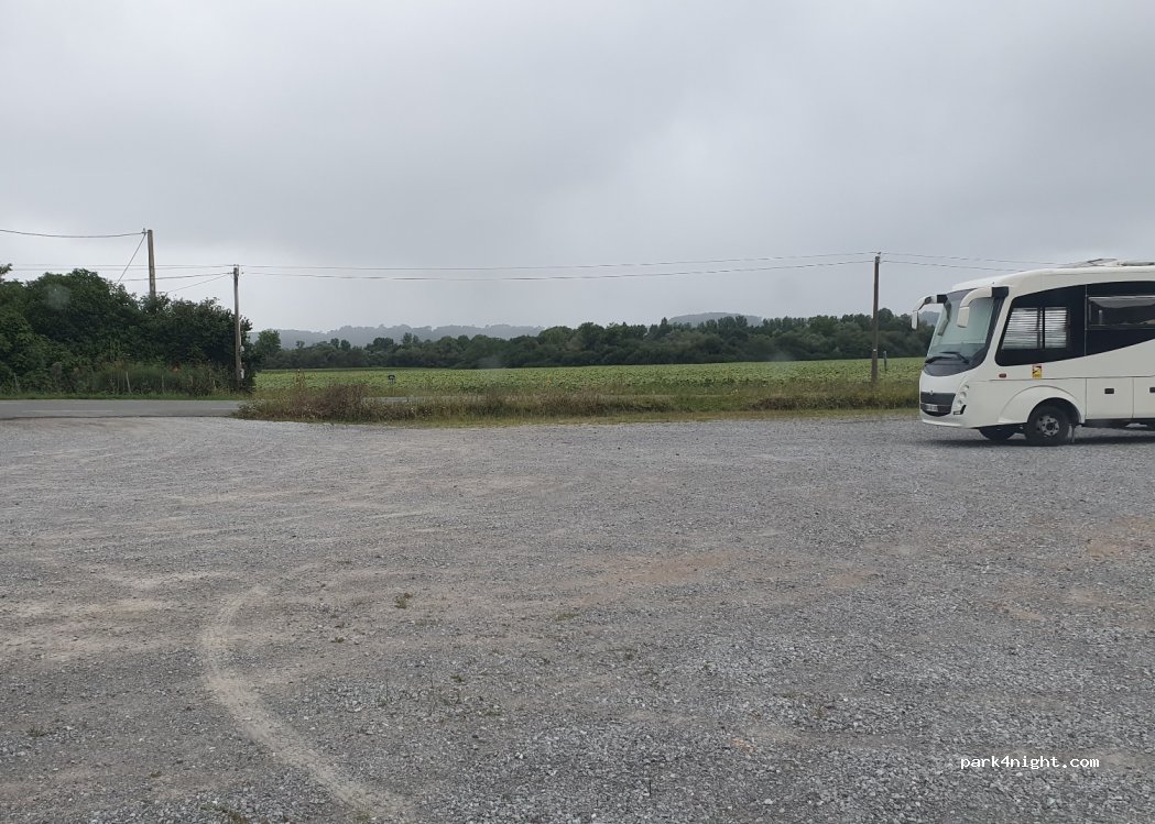 (64520) Guiche - 1 Route de Sames — foto 2