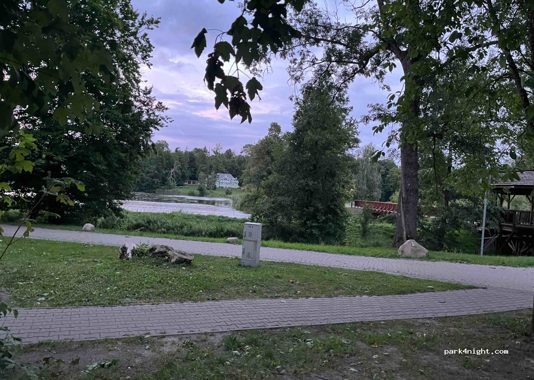 (17-230) Białowieża - 13 Kolejowa — foto
