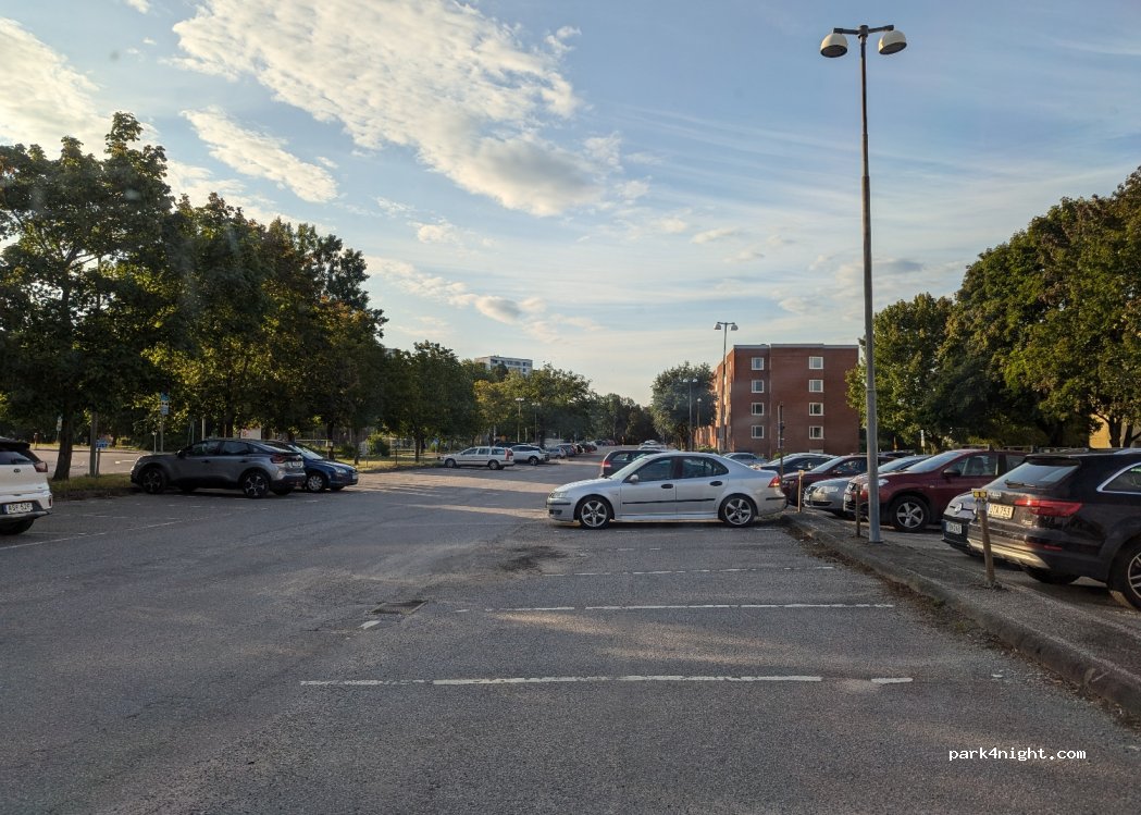 (171 50) Solna - Unnamed Road — foto