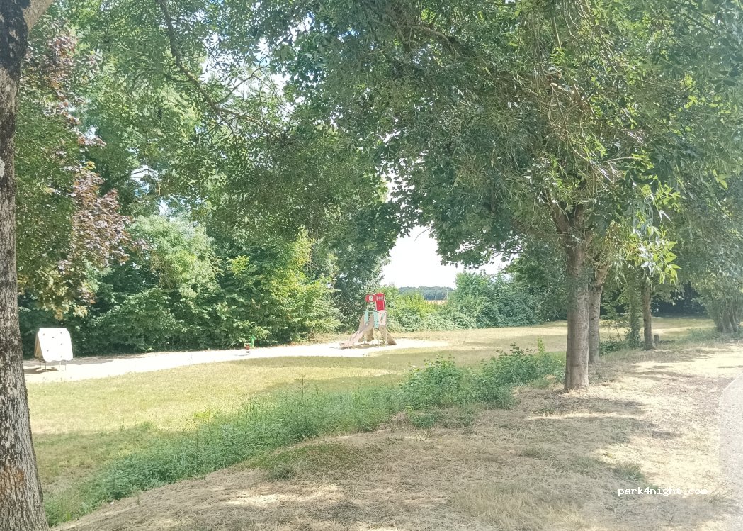 (17330) Dœuil-sur-le-Mignon - A10 - sens Bordeaux Paris - point km 396 — foto