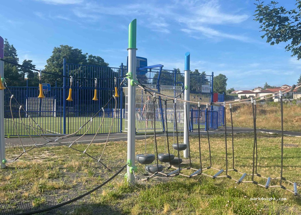 (43600) Les Villettes - 6 Rue du Stade — foto