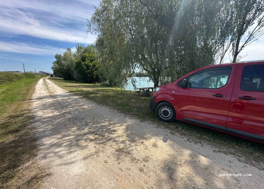 (45460) Bray-Saint-Aignan - — foto