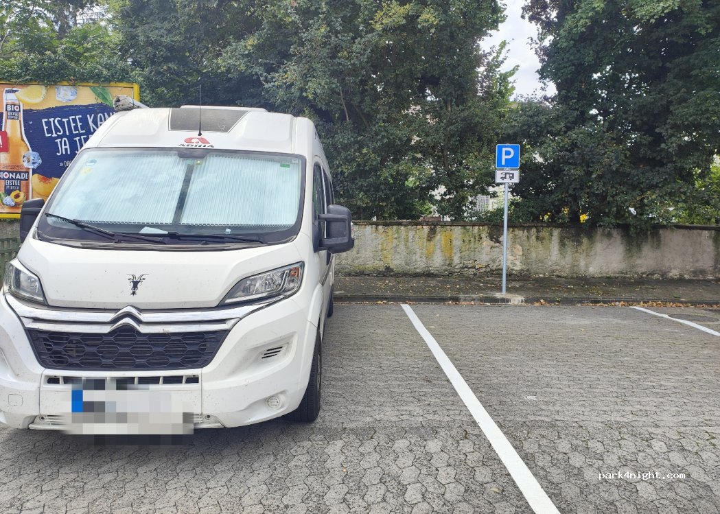 (64646) Heppenheim (Bergstraße) - 1 Parkhofstraße — foto