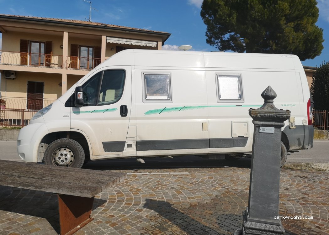 (37017) Colà - 1 Strada delle Gioliare — foto 2
