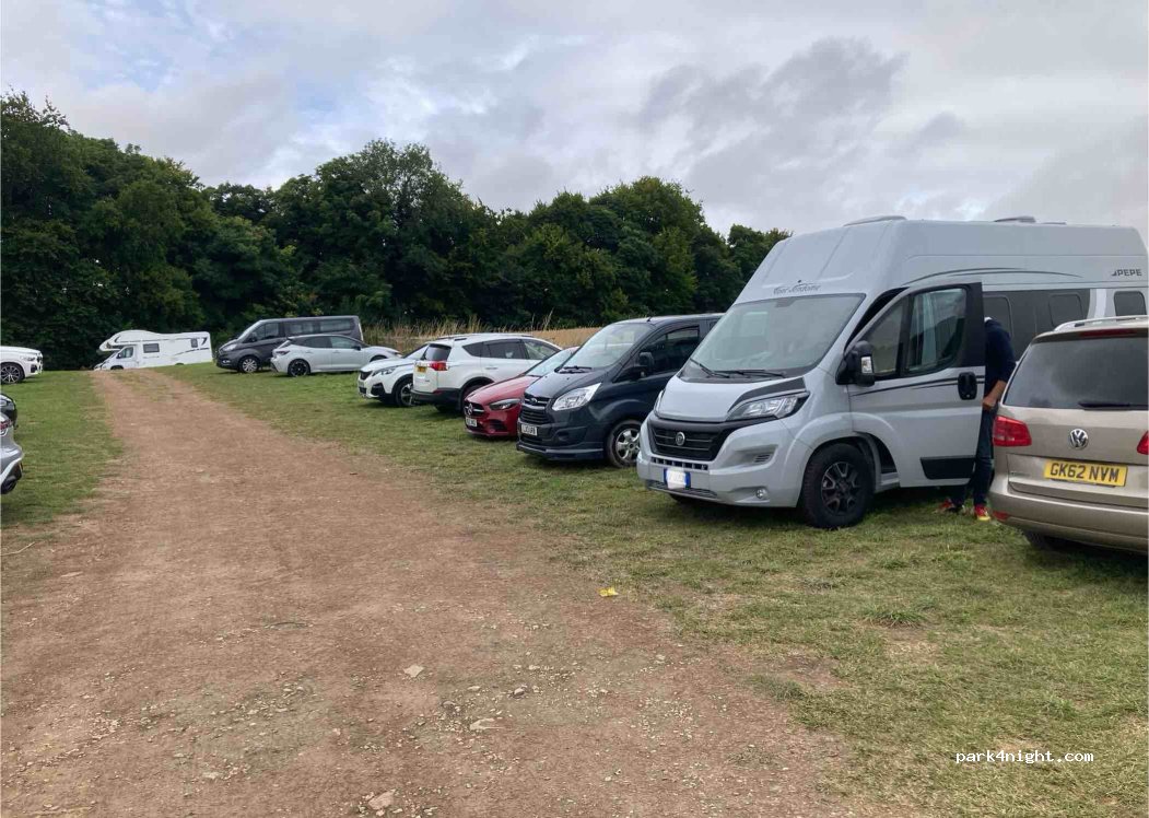 (GL7 5NL) Cirencester - Unnamed Road — foto