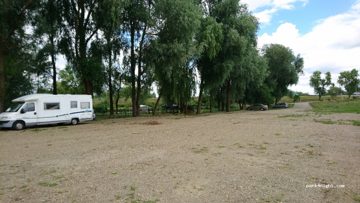 (3388) Poroszló - 76 Kossuth Lajos út — foto