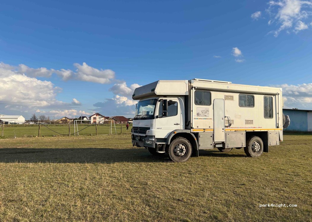 (307352) Bucovăț - Unnamed Road — foto
