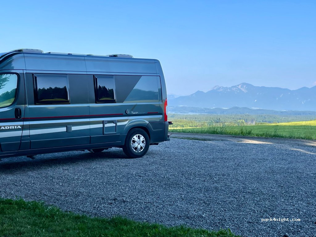 Landliebe mit Bergblick beim Staffelsee — foto 3