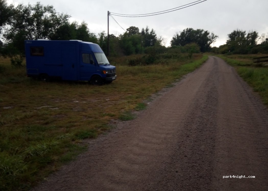 (386 92) Färjestaden - Unnamed Road — foto
