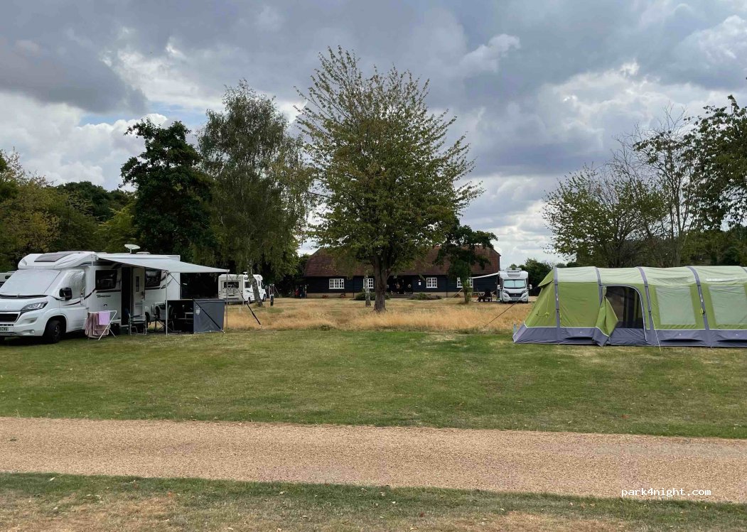 Waterclose Meadows Campsite — foto 3