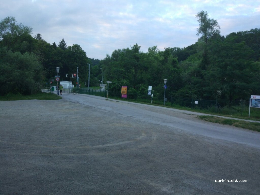 (3013) Pressbaum - Seestraße — foto