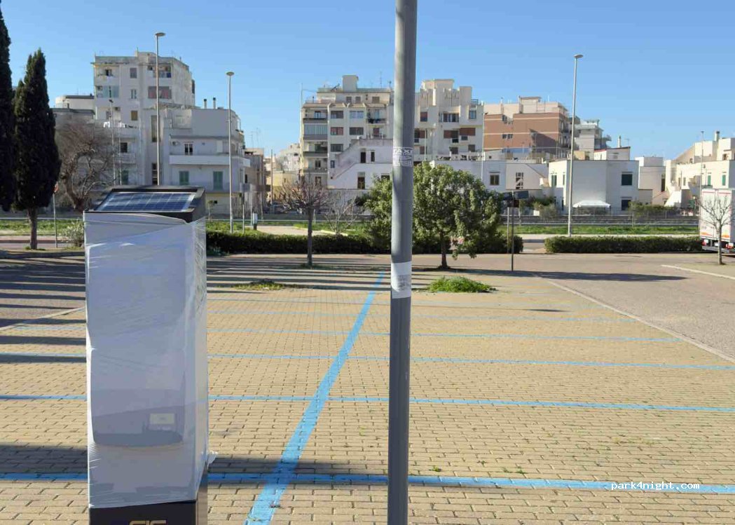 (73014) Gallipoli - Via Cimitero — foto