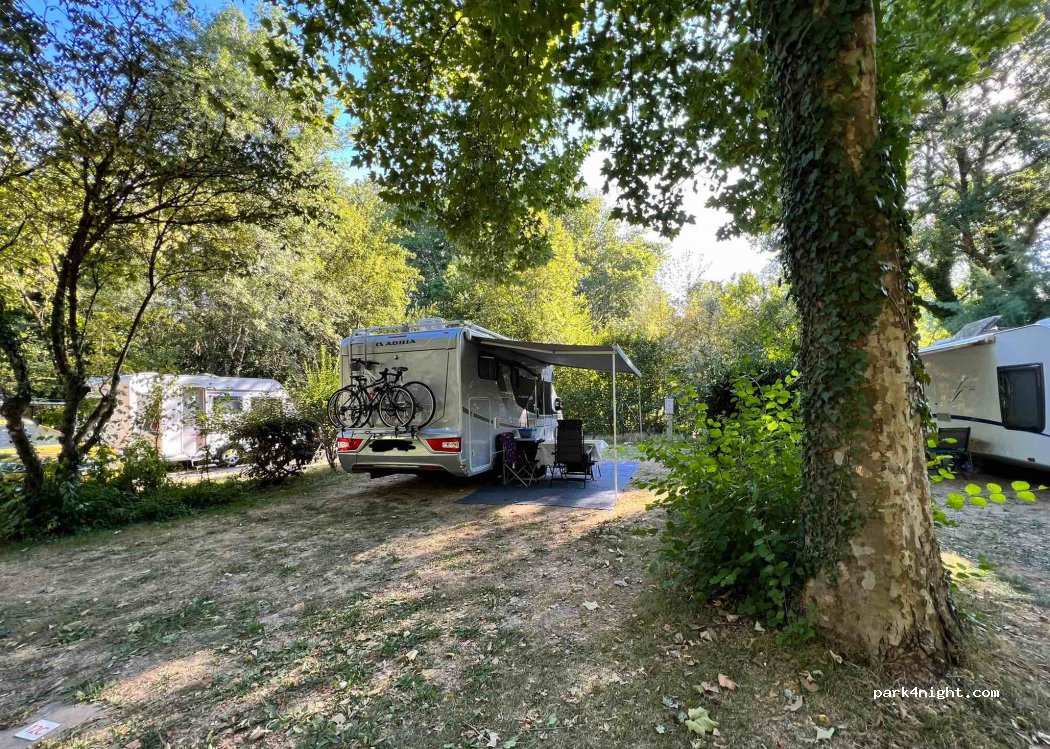 Camping de Cognac*** — foto 2