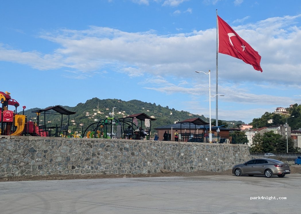 (53200) Çayeli - Unnamed Road — foto
