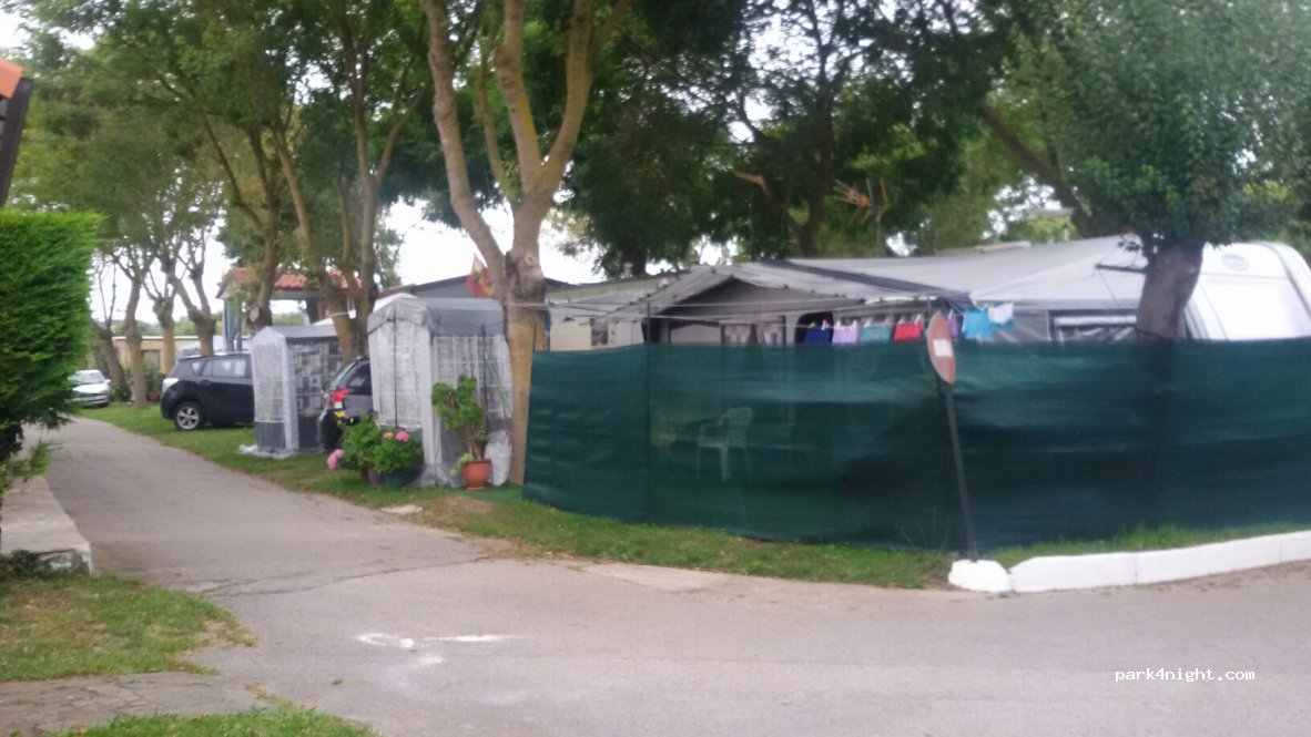Camping Bungalows Costa San Juan — foto