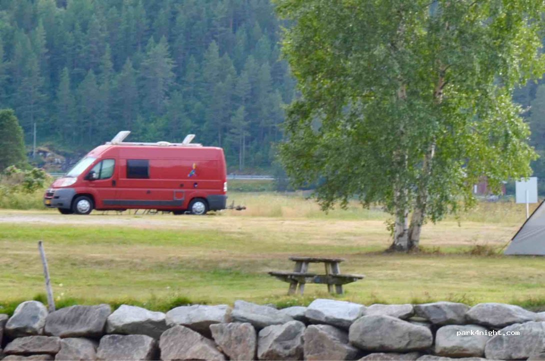 Fuglevåg gård og Camping — foto