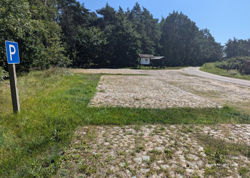 (16278) Pinnow - Unnamed Road — foto