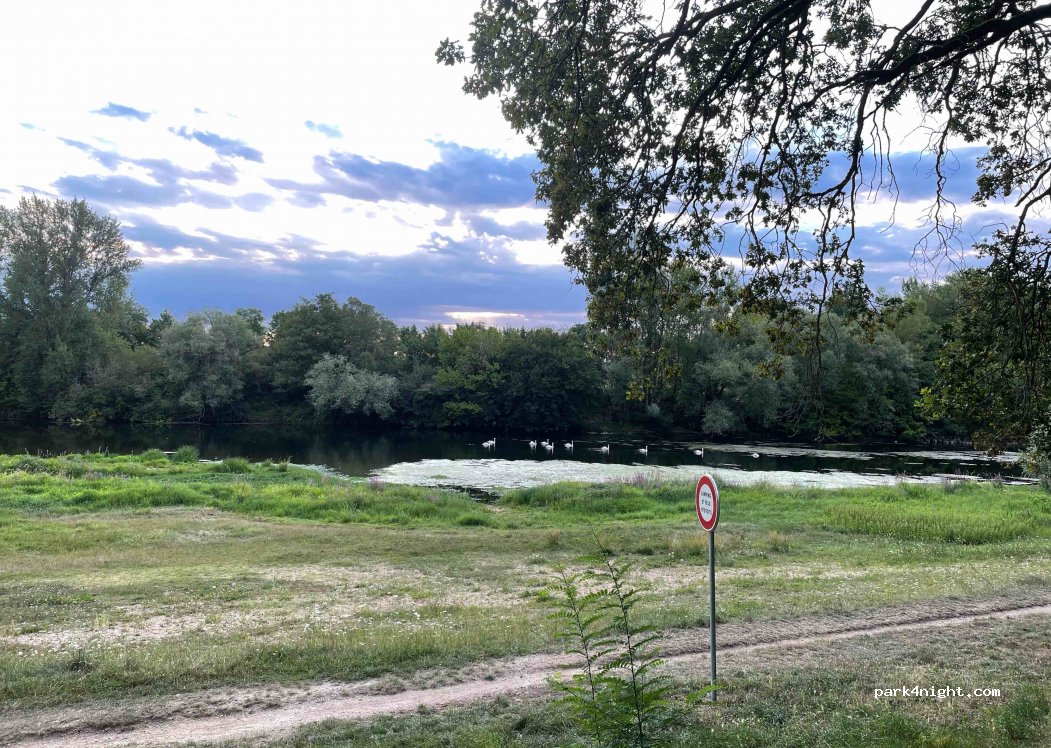 CampOVillage — foto