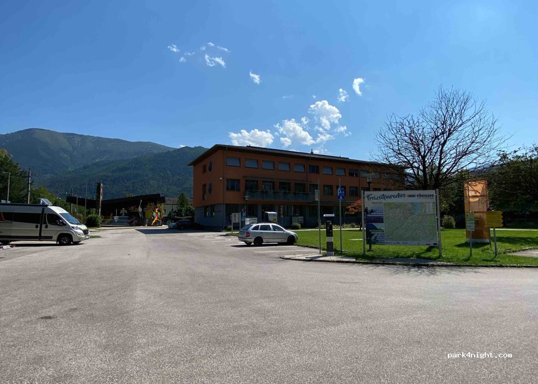 (4802) Ebensee - Salinenplatz — foto