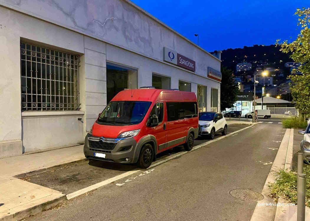 (06300) Nice - 1b Boulevard de l'Armée des Alpes — foto