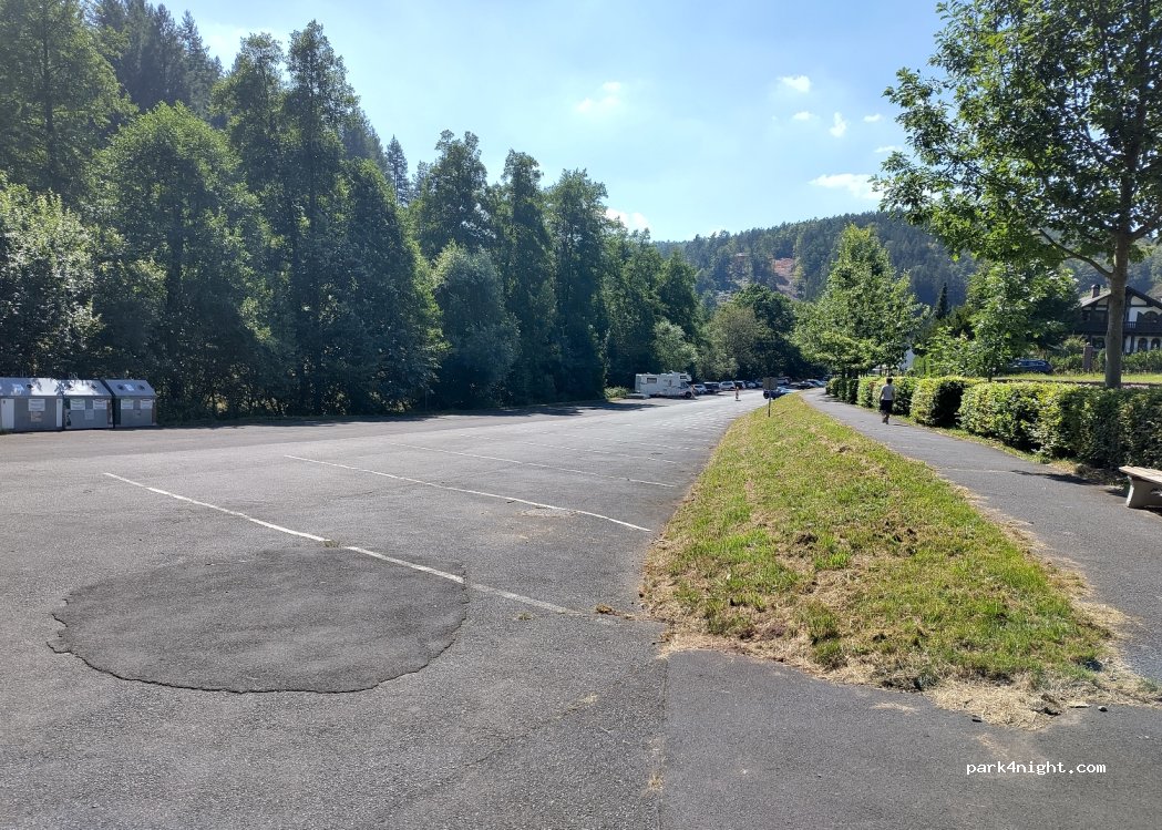 (63875) Mespelbrunn - 15 Schloßallee — foto