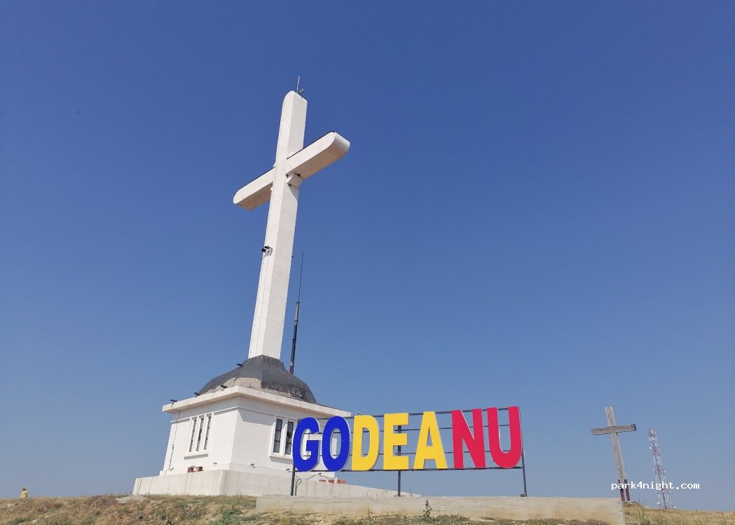 () Godeanu - Unnamed Road — foto