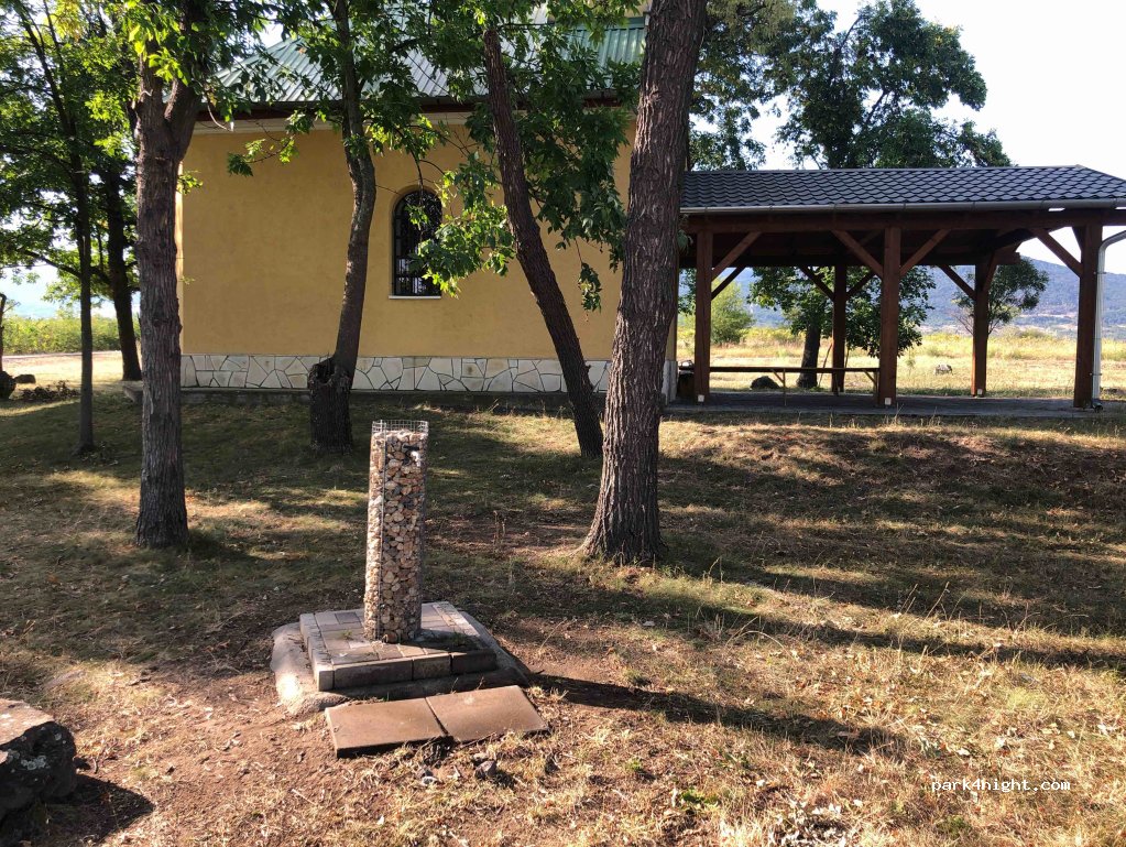 (3262) Markaz - 2 Ifjúság utca — foto