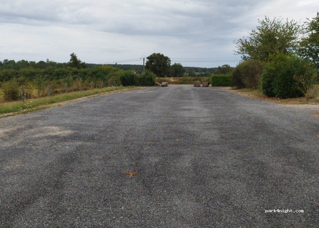 (58240) Toury-sur-Jour - 1 Route des Châtaigniers — foto
