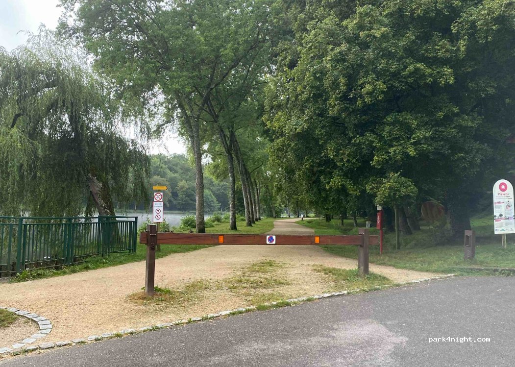 (88140) Contrexéville - 1 Route des Lacs — foto 2