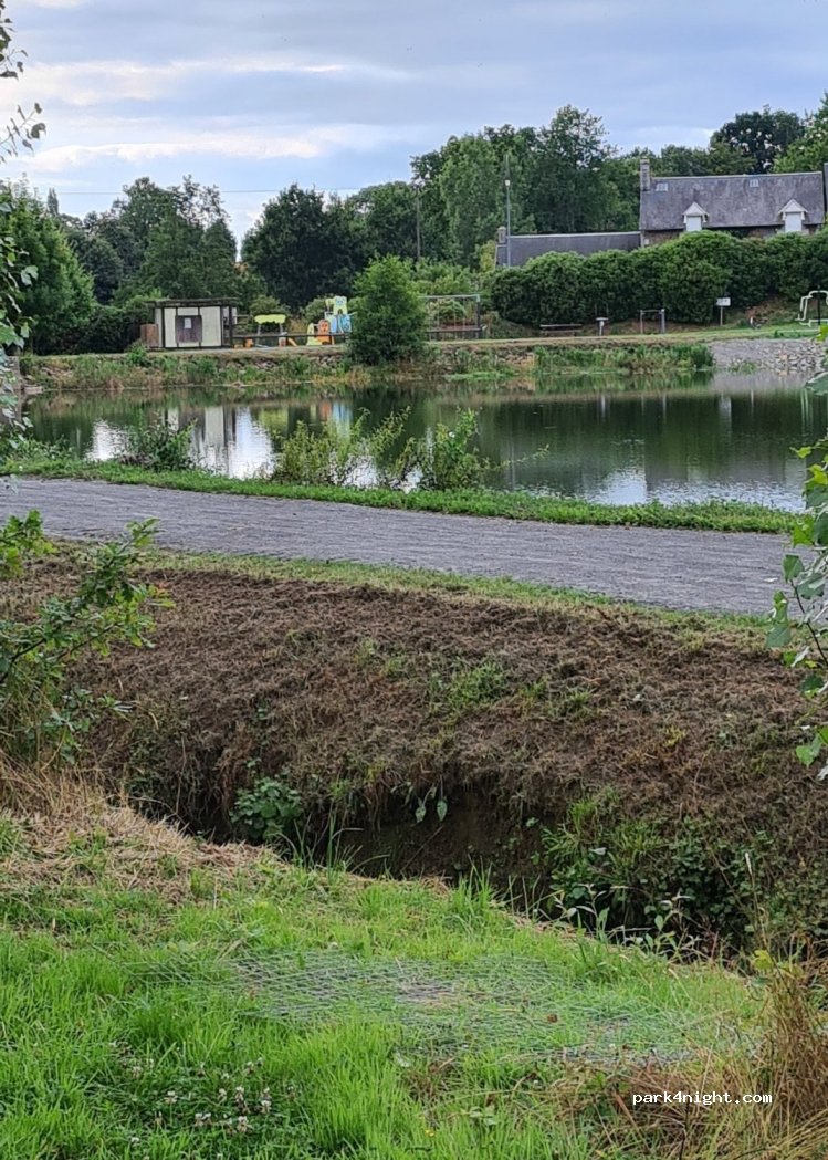 (50600) Lapenty - Le Bourg — foto 4