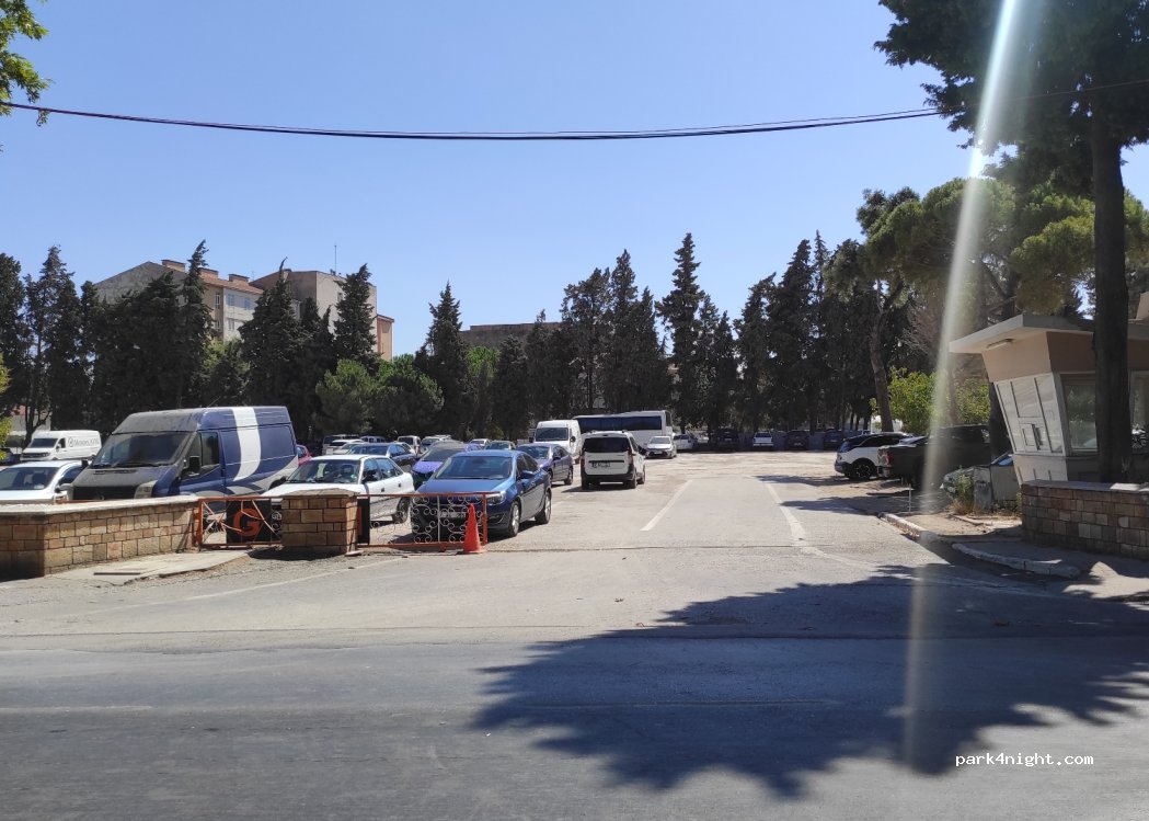 (17010)  - 11 Stadyum Caddesi — foto
