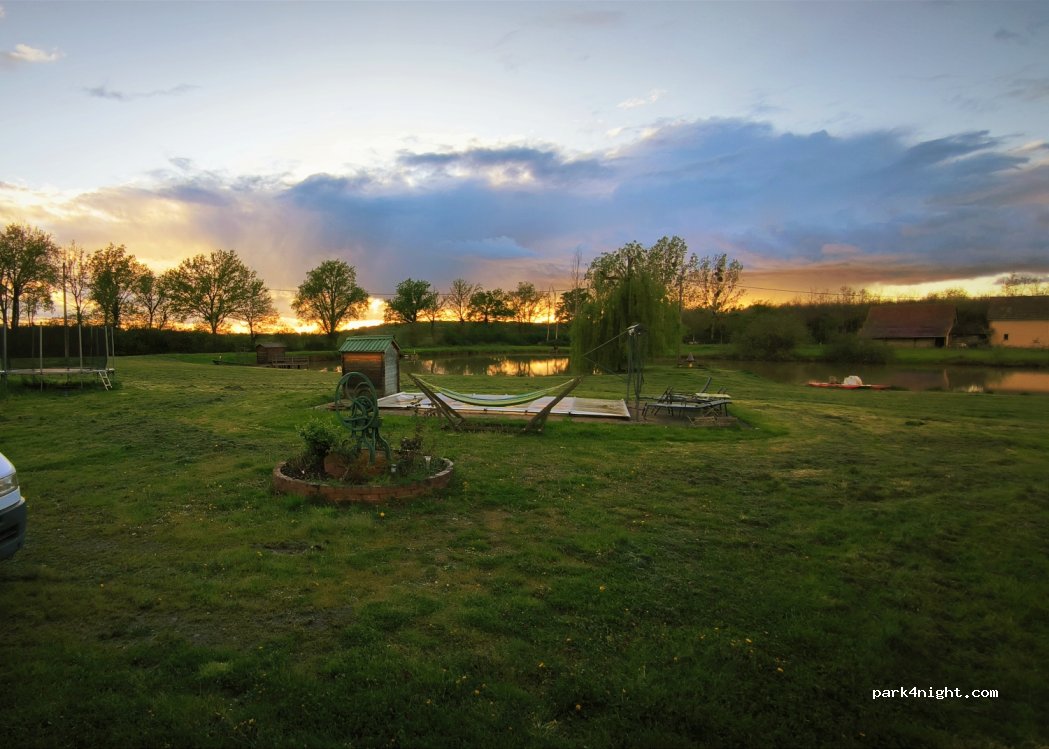 (03340) Saint-Gérand-de-Vaux - 11 Les Vignes — foto