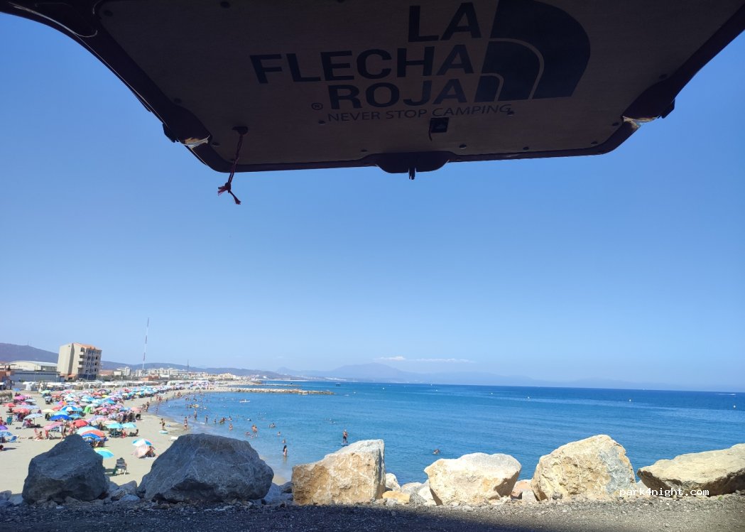 (GX11 1AA) Gibraltar - Eastern Beach Road — foto
