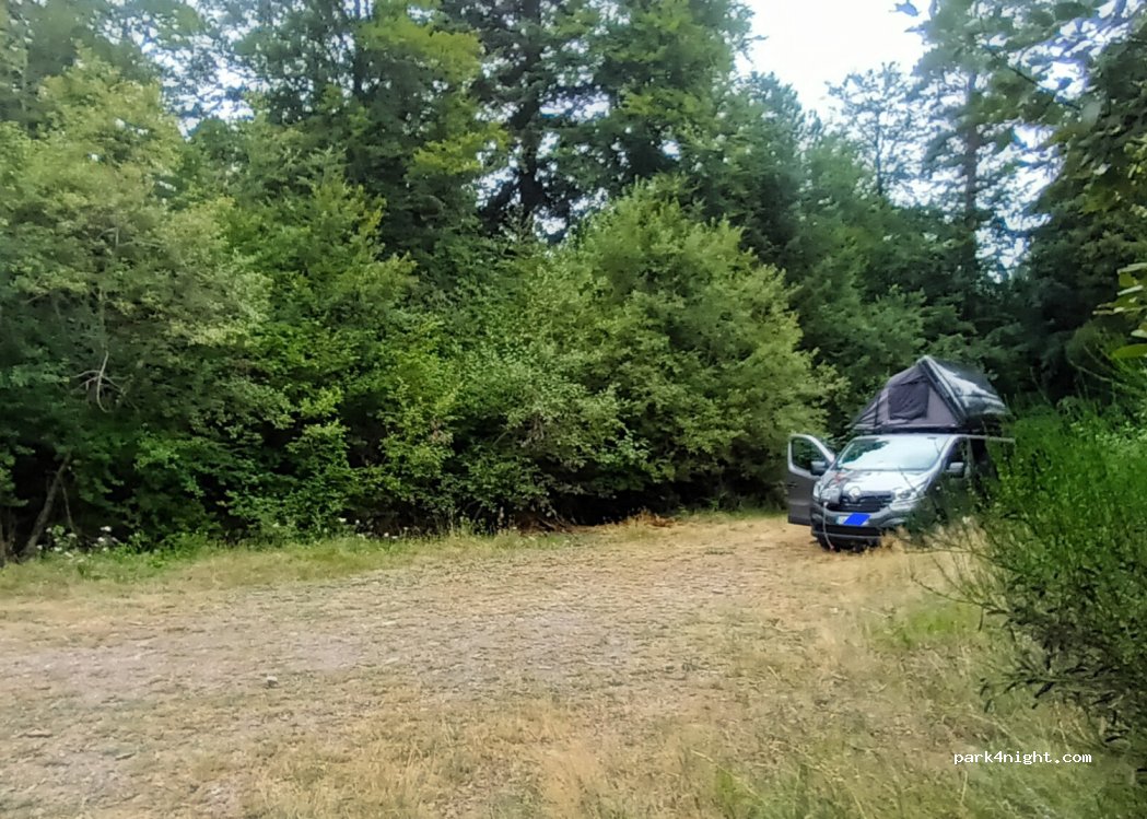 (63790) Saint-Victor-la-Rivière - — foto